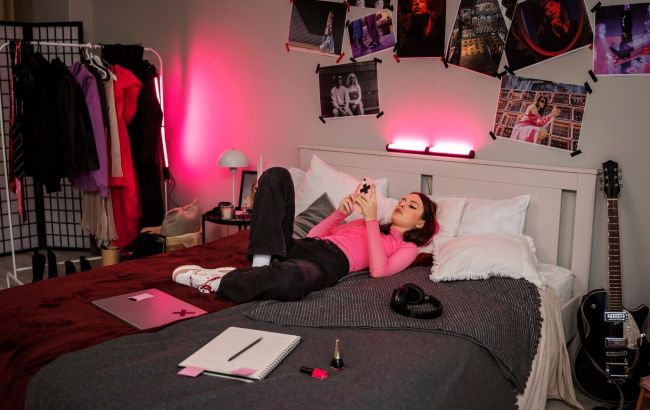 Ці 7 речей у спальні не дають вам виспатися: позбудьтеся їх прямо зараз!