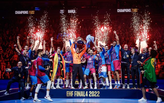 "Барселона" в серии пенальти одолела "Виве Кельце" и взяла гандбольную Лигу чемпионов