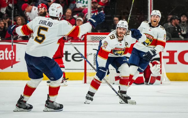 Кубок Стенлі: "Флорида" в четвертому овертаймі дотиснула "Кароліну" на старті фіналу Сходу