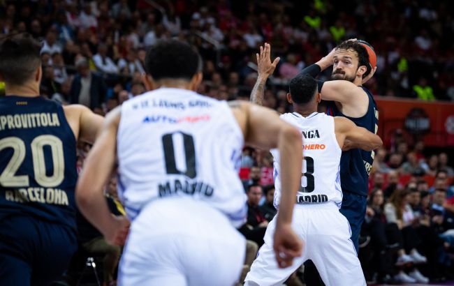 "Реал" виграв баскетбольне Класіко та побореться за трофей Євроліги з "Олімпіакосом"