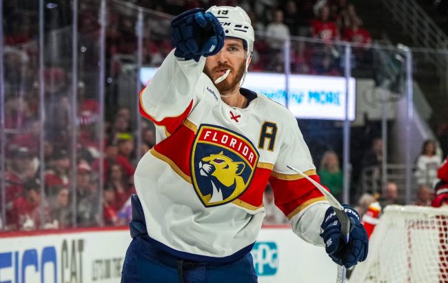 "Флорида" вдруге перемогла "Кароліну" та закріпила лідерство у фіналі Сходу НХЛ