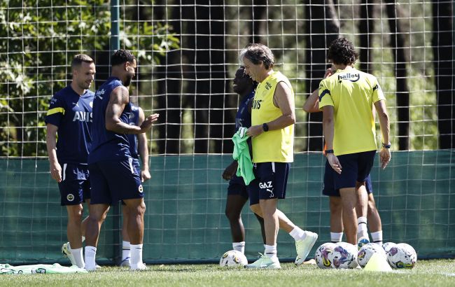 "Динамо" &ndash; "Фенербахче": турецкий гранд объявил заявку на матч Лиги чемпионов