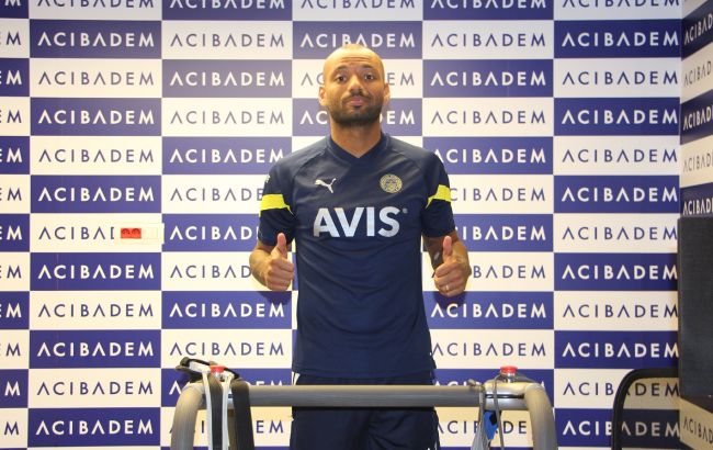 "Фенербахче" между матчами с "Динамо" в Лиге чемпионов усилился форвардом сборной Италии