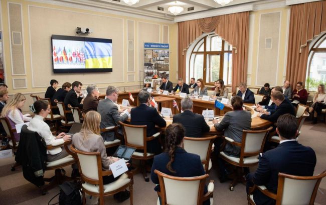 После массированной атаки РФ послы G7 провели срочные переговоры с Украиной