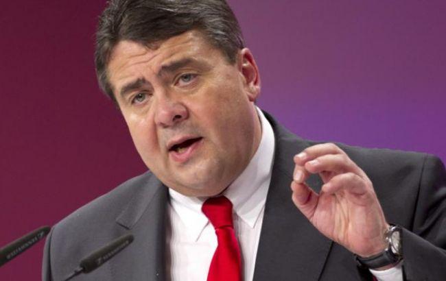 Министр экономики Германии призвал ЕС рассмотреть предоставление гумпомощи Греции