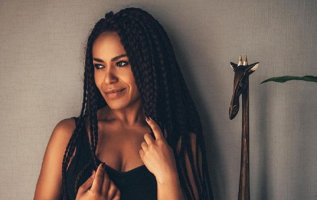 "Страшная интоксикация": Гайтана рассказала об ужасных условиях в самолете со щелями