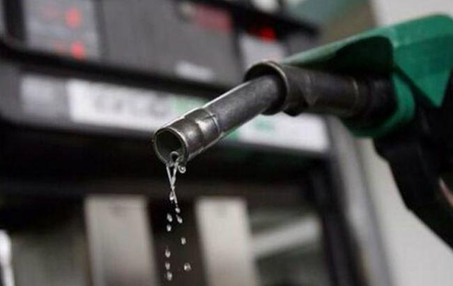 В Україні значно знизилися оптові ціни на паливо