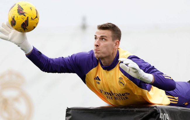 Лунін отримав несподіваний новорічний "подарунок" від конкурента в "Реалі"