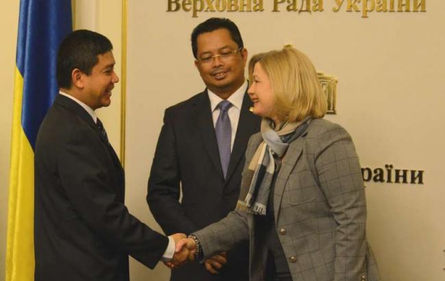 Геращенко: Украина ожидает солидарности мира в осуждении агрессии РФ на оккупированных территориях