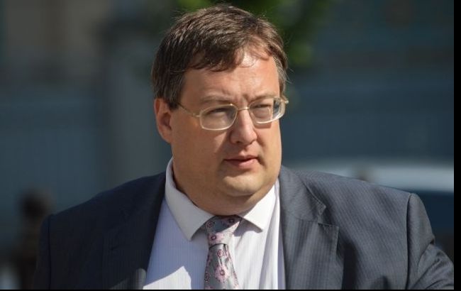 Следком РФ завел дело на Антона Геращенко