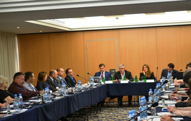 Нацсовет выступил за коммерческое радио со 100% вещанием на украинском языке