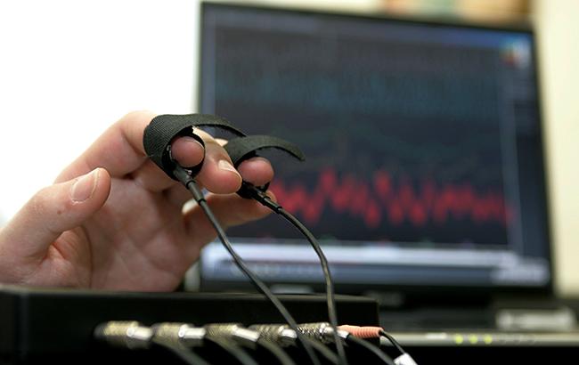 Около 17% военнослужащих не прошли проверку на полиграфе, - МОУ