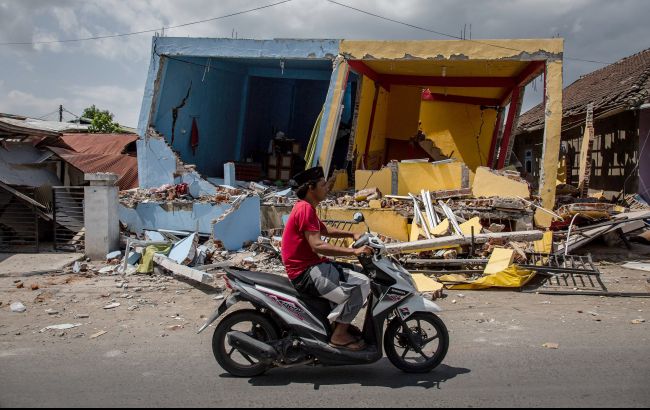 В Індонезії зросла кількість жертв землетрусу