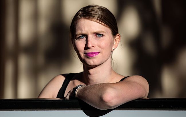 Інформатора WikiLeaks звільнили з-під варти