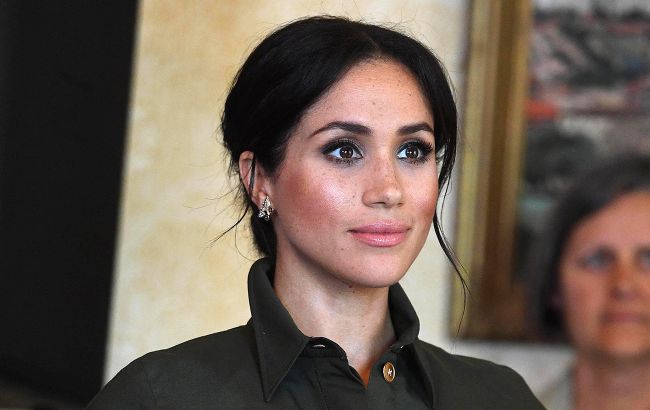 Беременная во второй раз Меган Маркл на руках с Арчи попалась на фото