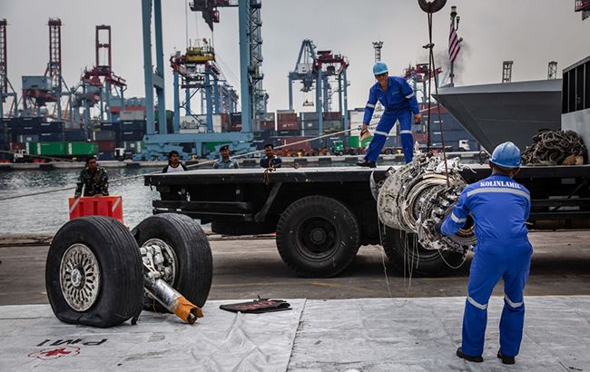 У разбившегося самолета в Индонезии был неисправен датчик скорости