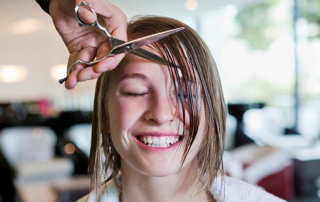 Фото: Чи треба стригтися за місячними фазами (Getty Images)