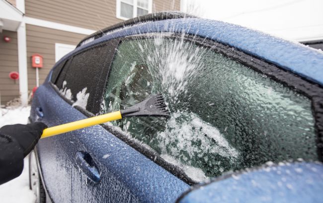 Снегопады и гололед: украинцев предупредили об опасности