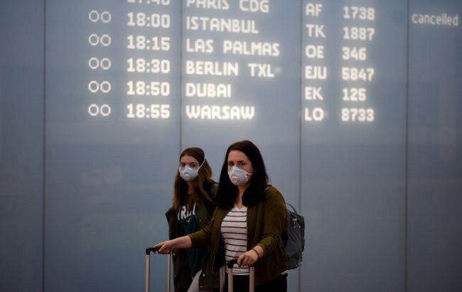 Стало известно, в какие страны могут полететь полностью привитые украинцы