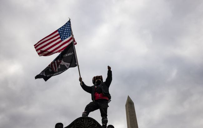 У США раптово звільнили трьох прокурорів, які вели справи щодо штурму Капітолію, - AP