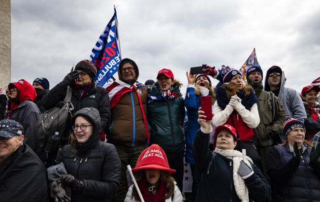 Протесты в США: Палата представителей вслед за Сенатом прервала заседание