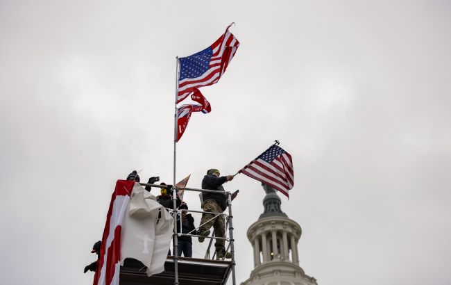 Капітолій можуть штурмувати на інавгурації Байдена. Сенатори одержали попередження