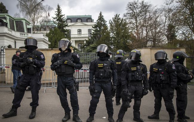 В Словаччині проговорилися про операцію в Україні та наразили на небезпеку чеських колег