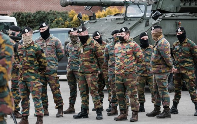 Масову появу дронів помітили над військовим об'єктом у Бельгії