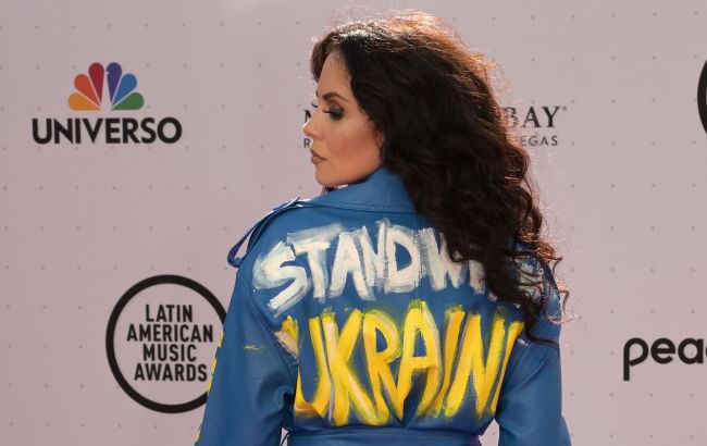 Каменских с The Black Eyed Peas спела антивоенный гимн и расплакалась (видео)