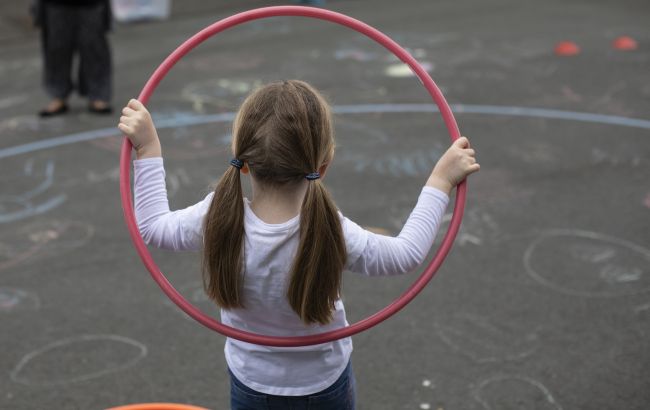 Австралия выделит деньги "на уход за детьми", чтобы вернуть женщин на работу