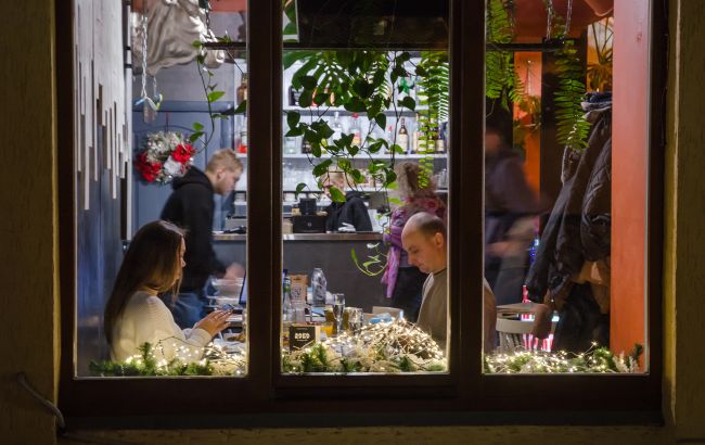 Кадри в дефіциті. Як виживають ресторани і готелі під час війни та що їх чекає далі