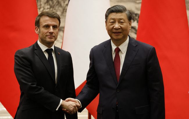 Зустріч Макрона та Сі Цзіньпіна може стати початком на шляху до миру в Україні, - Bloomberg