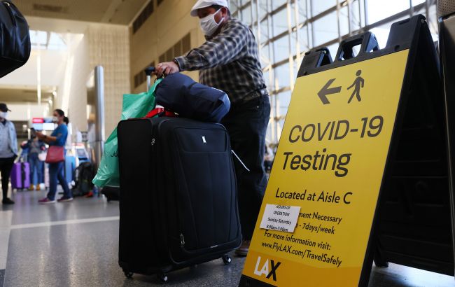 ЮАР преодолела пик заболеваемости "Омикроном": в стране ослабляют ограничения