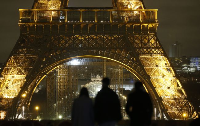 У Франції профспілка пригрозила вимкнути світло депутатам