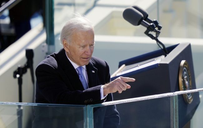 Байден предложил Путину встретиться летом