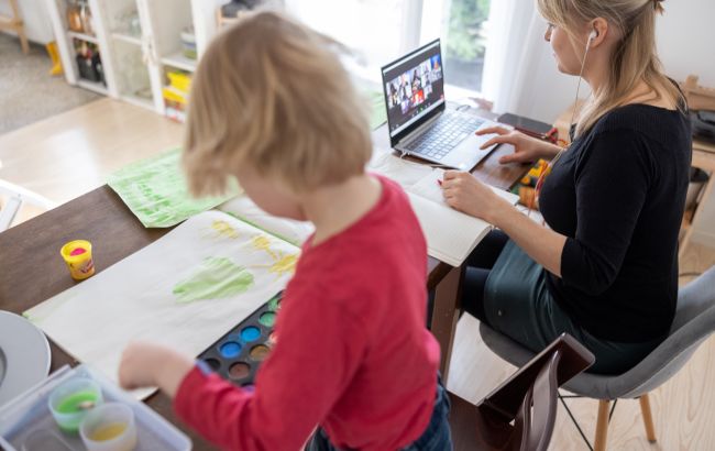 На этой неделе МОН презентует мобильное приложение "Всеукраинской школы онлайн"