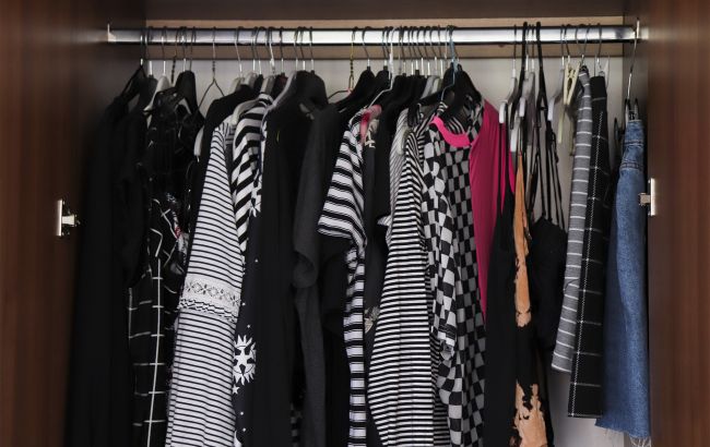 Запах плісняви та "старовини" зі старої шафи: ось, як його позбутися