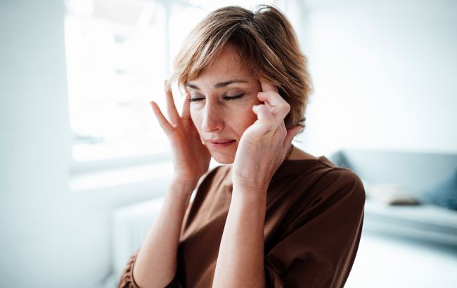 Неспокійні дні попереду: у кого магнітні бурі можуть викликати головний біль та втому