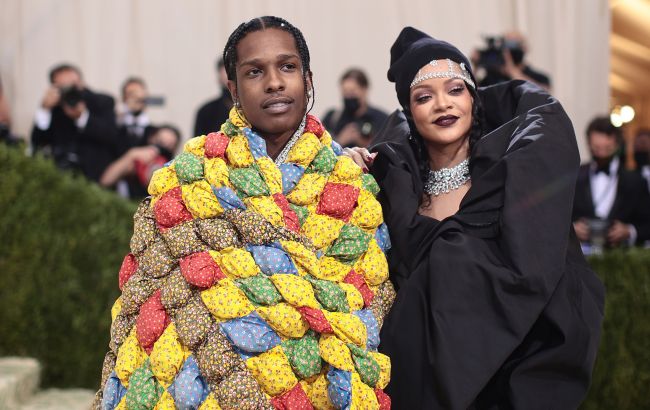 Рианна впервые стала мамой: кто отец ребенка