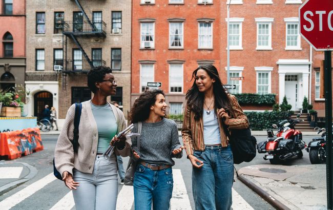 Нові правила для студентських віз у США: Держдеп перевірятиме соцмережі заявників