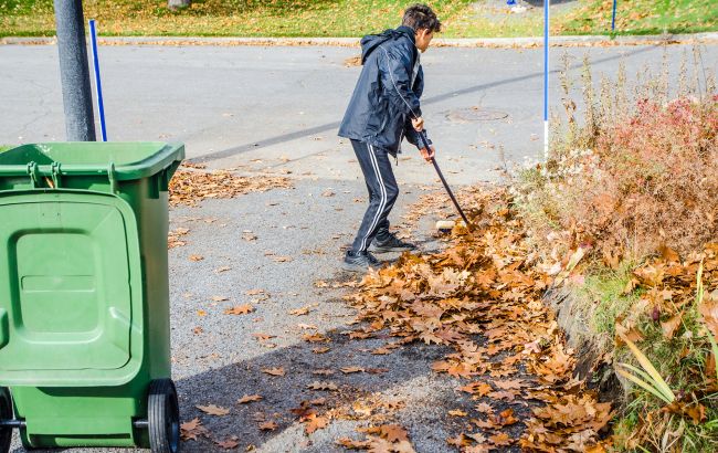 Репресії над дітьми. У Генічеську окупанти змушують підлітків працювати в трудових таборах