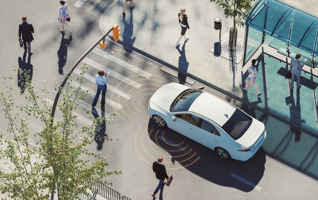 Автопілот у сучасному авто: на що здатні електронні асистенти в машинах