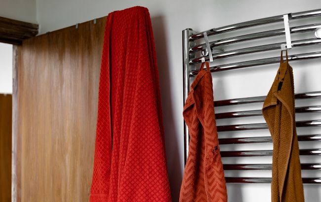 Не мийте ним підлогу та не даруйте: народні прикмети про рушник, які врятують ваш дім від хвороб