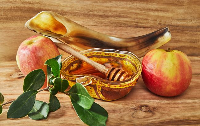 Рош га-Шана 2025: головні традиції, заборони та як потрібно готуватися до свята