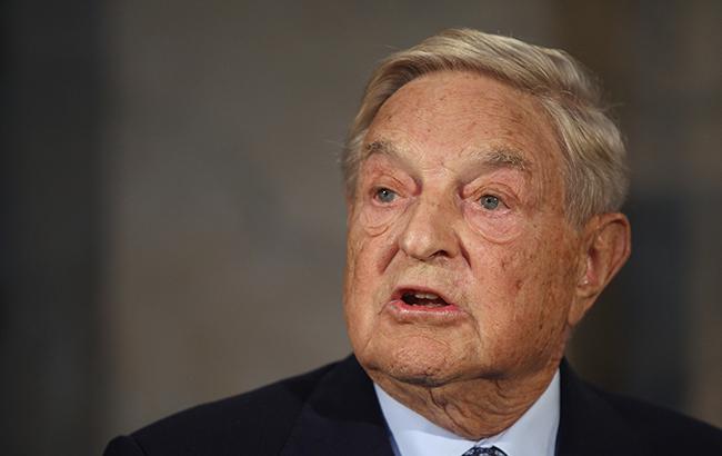 Фонд Сороса обвинил Facebook в клевете и деятельности против демократии