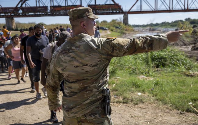 Байден і Трамп планують відвідати кордон із Мексикою: яка мета політиків