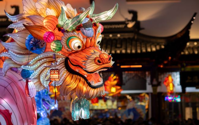 Китайский Новый год 2025: когда празднуют и что он символизирует