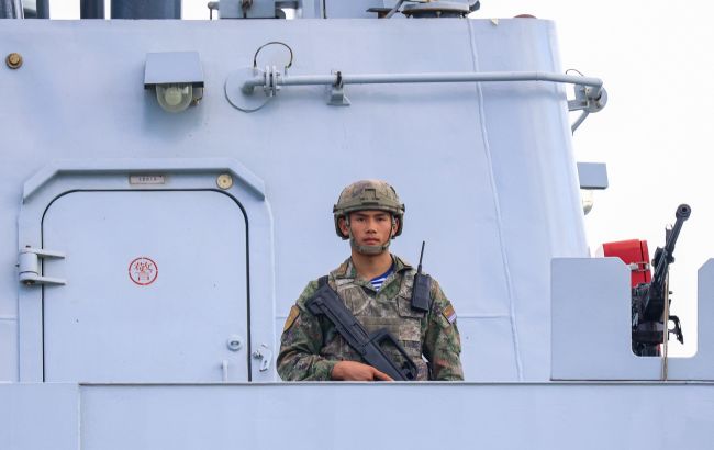 Японія б'є на сполох: китайський "науковий" корабель таємно створює підводну карту для субмарин