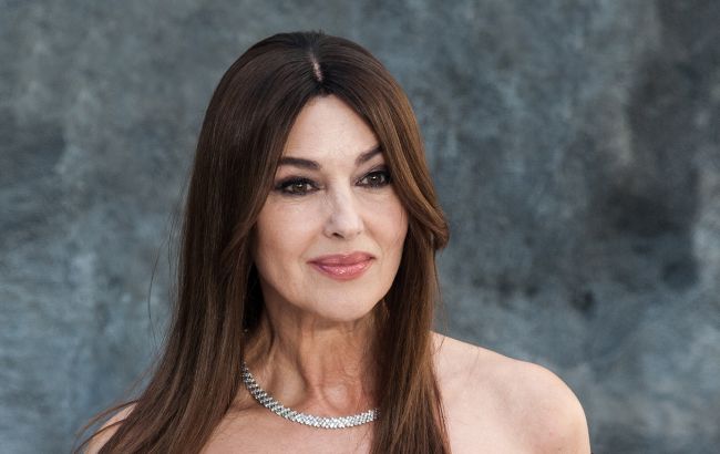 60-річна Моніка Беллуччі позувала у купальнику для модного глянцю (фото)