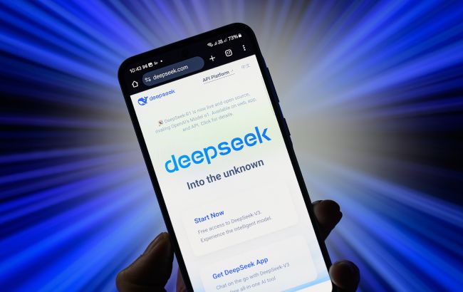 DeepSeek. Що це і чому "новий король ШІ" так лякає гігантів технологій